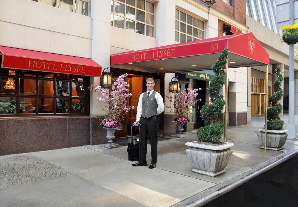 Among all hotels close to Central Park, Hotel Elysée is an oasis of luxury, elegance and calm in bustling Midtown Manhattan.