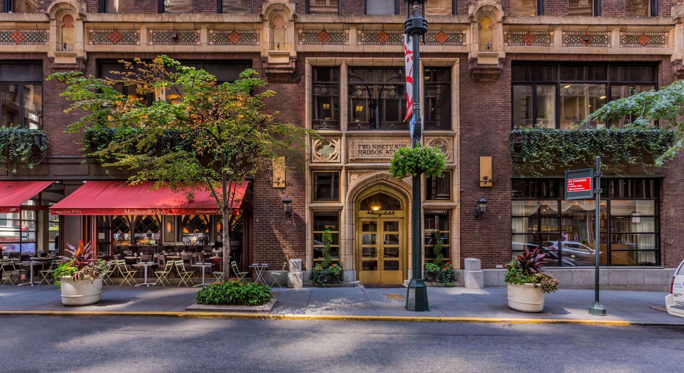 Library Hotel is centrally located in Midtown Manhattan, within walking distance to many of New York City's top attractions, and around the corner from all forms of public transportation.