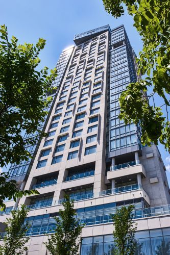 Hotel X Toronto Exterior