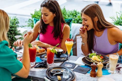 Breakfast just steps from the Basilica - at the terrace of Café Liszt